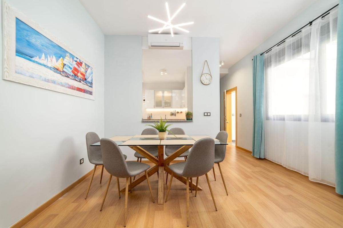 -Malagasunapts- Stylish City Centre Pool&Parking Ngoại thất bức ảnh