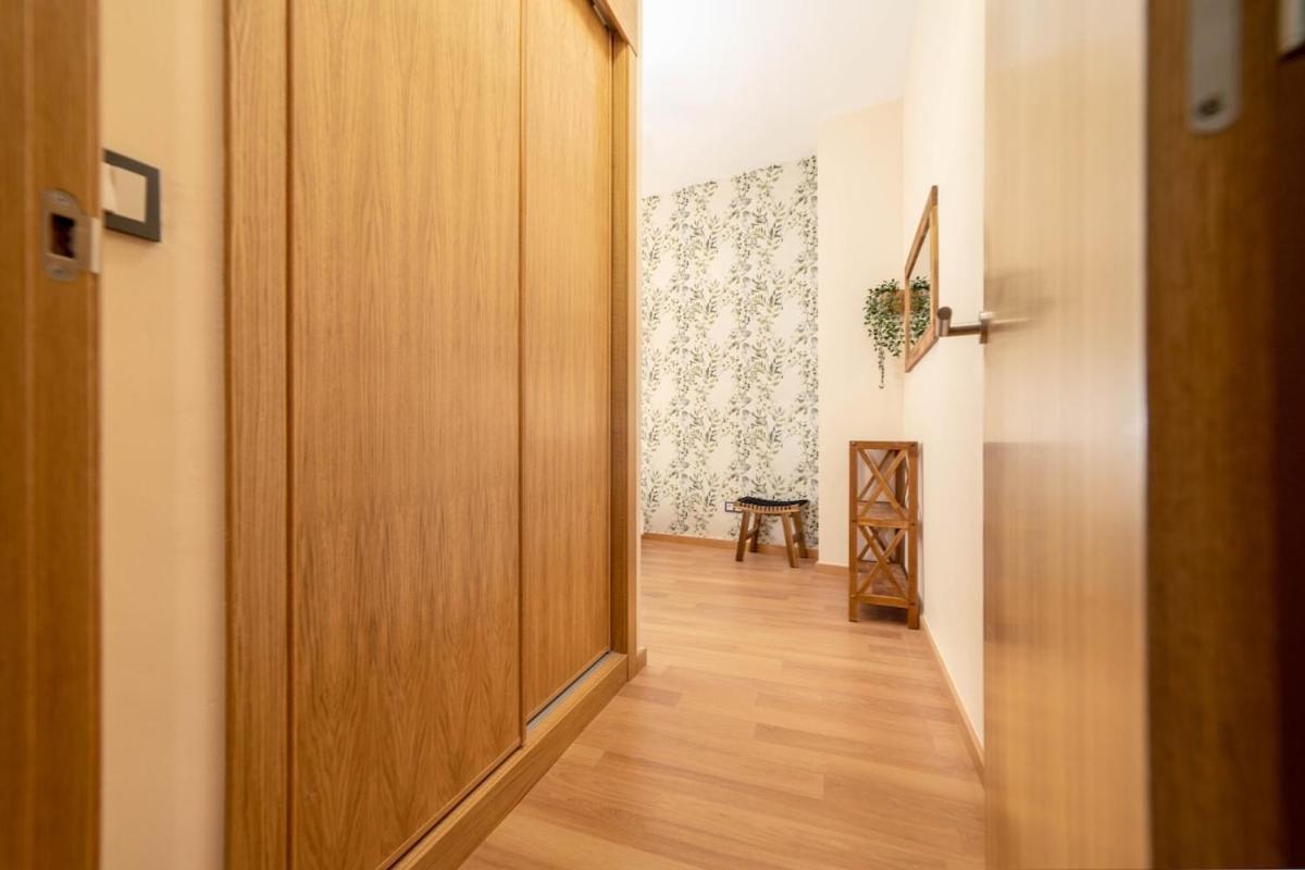 -Malagasunapts- Stylish City Centre Pool&Parking Ngoại thất bức ảnh