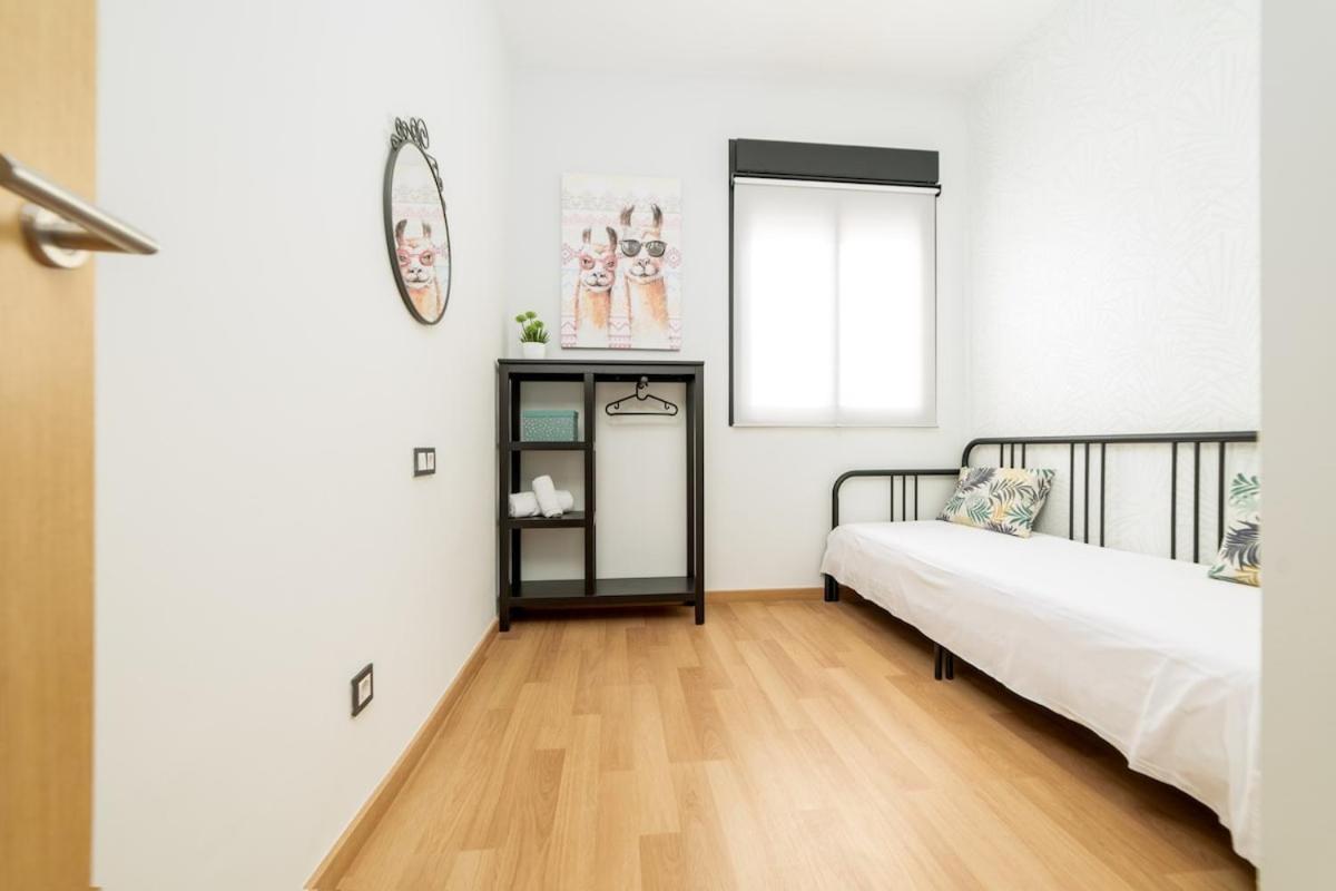 -Malagasunapts- Stylish City Centre Pool&Parking Ngoại thất bức ảnh