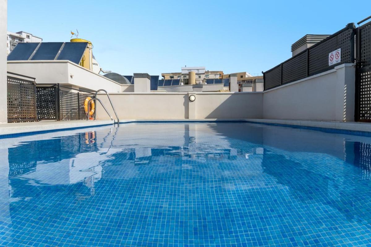 -Malagasunapts- Stylish City Centre Pool&Parking Ngoại thất bức ảnh