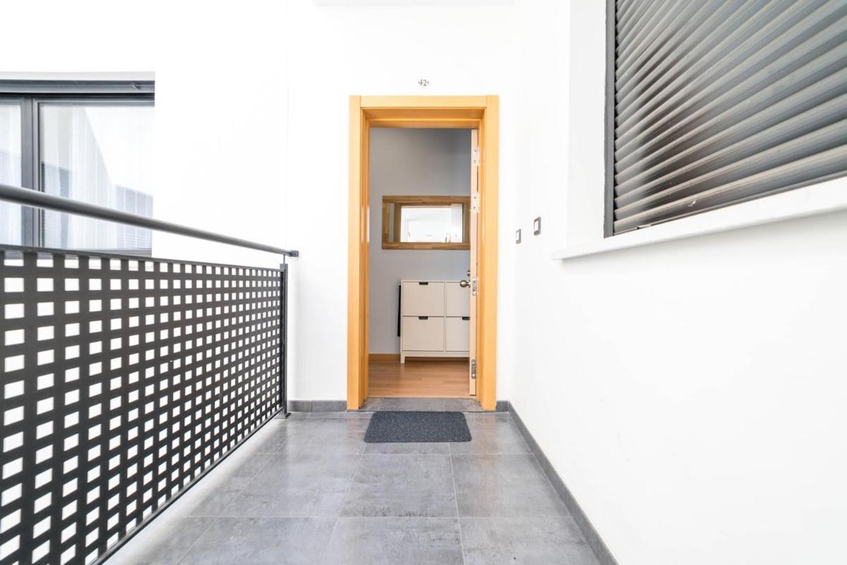 -Malagasunapts- Stylish City Centre Pool&Parking Ngoại thất bức ảnh